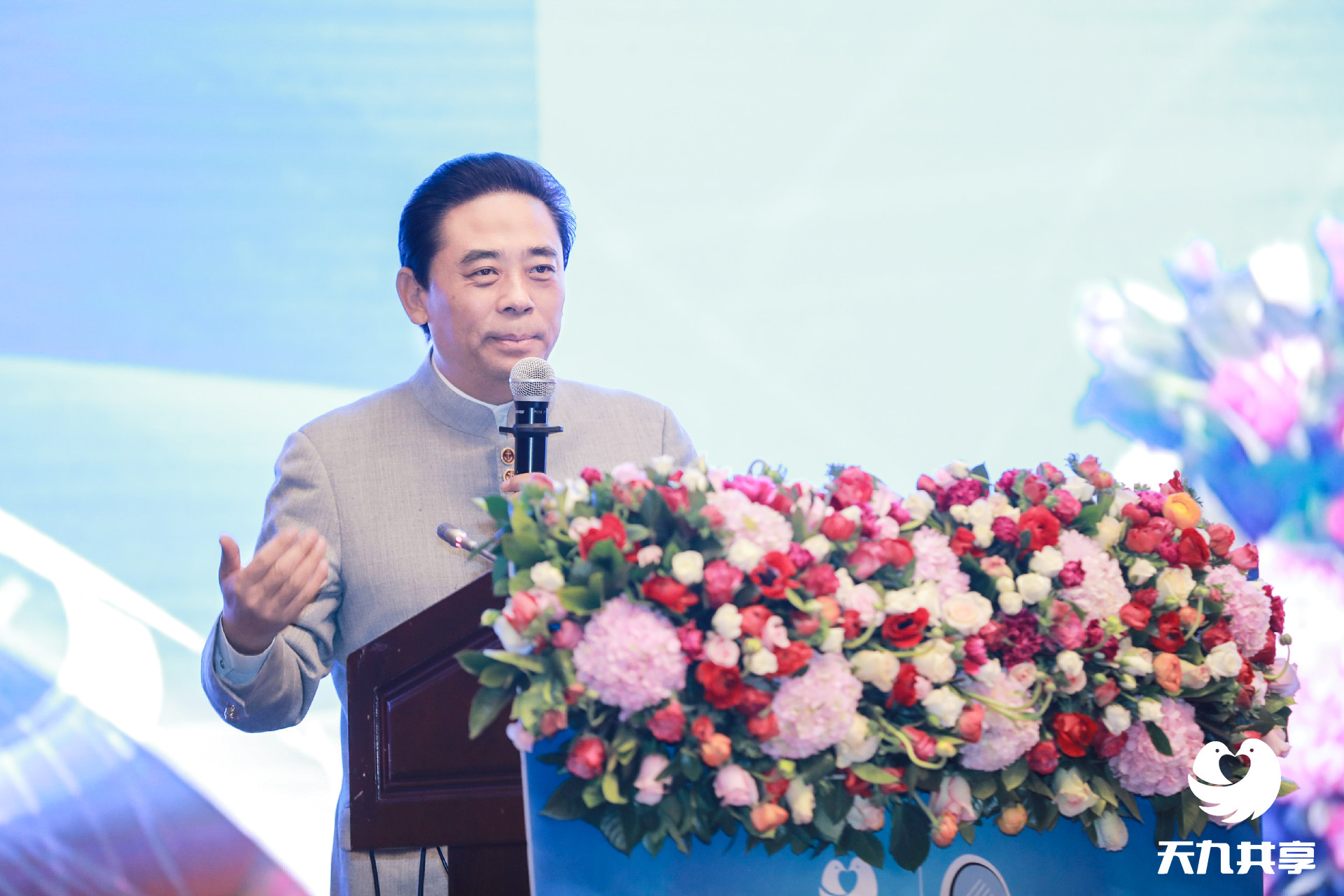 天九共享集团卢俊卿驱动共享经济的核心动力是抱团