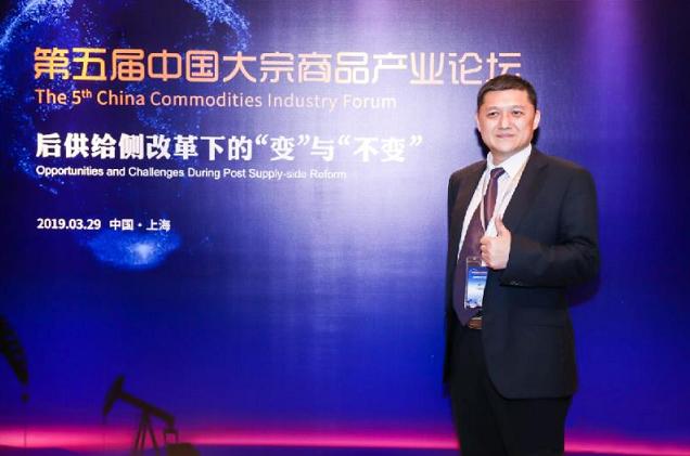 襄阳原油期货开户新湖期货郑州:美元强势贵金属下跌,大马橡胶
