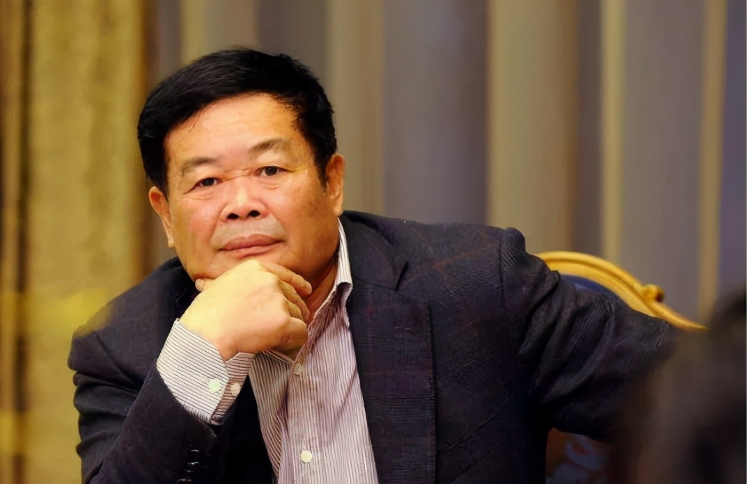 曹德旺说房子不过是一堆钢筋水泥，遭专家怒怼