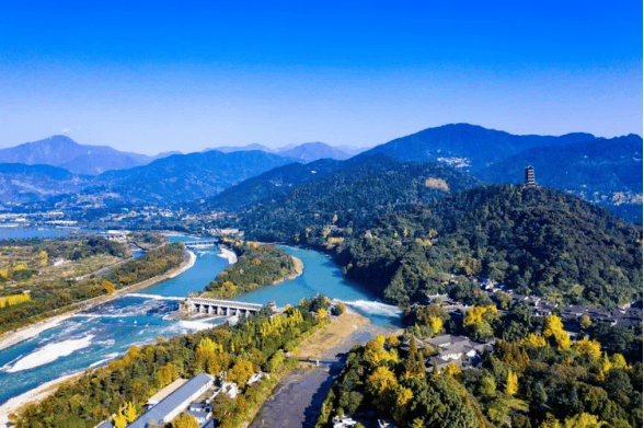 岷江成都段的都江堰