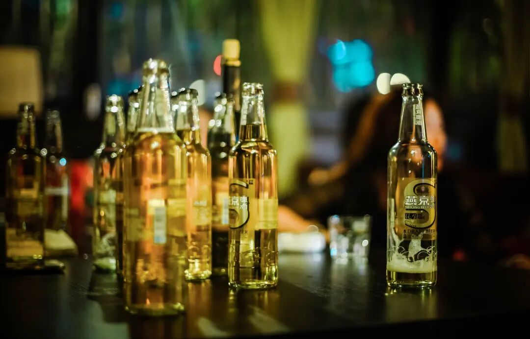 华润啤酒半年报：啤酒主业量价齐升，白酒业务仍在磨底