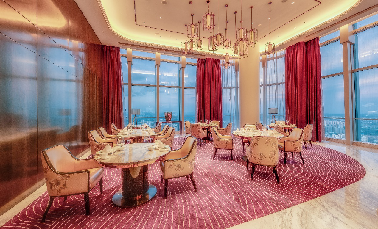 6969南宁龙光那莲豪华精选酒店的四间餐厅将向宾客们提供本地