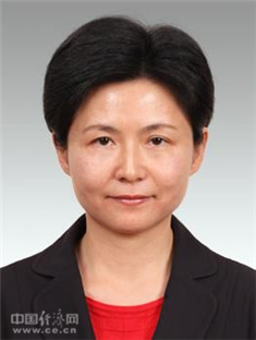 王岚简历据中国经济网地方党政领导人物库资料显示,王岚,女,1974年2