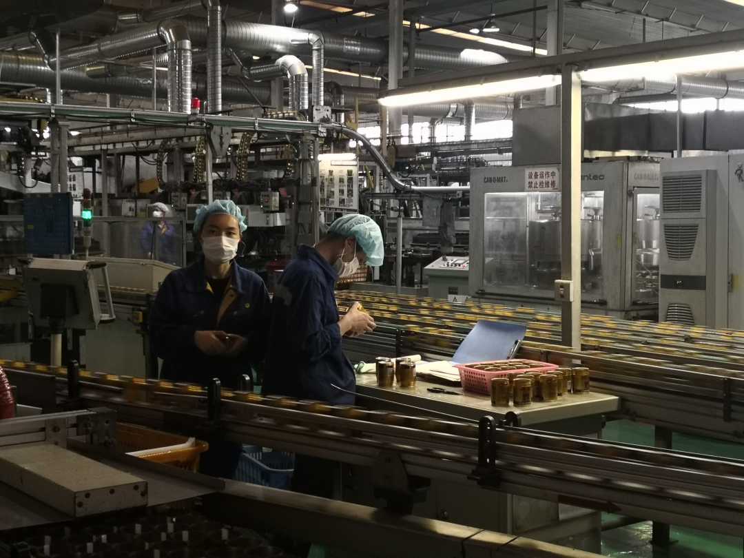 湖北咸宁：“一企一策”精准助力企业复产