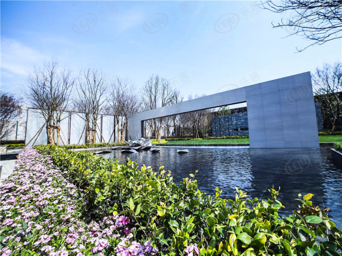 （联发颂棠雅庭社区实景）