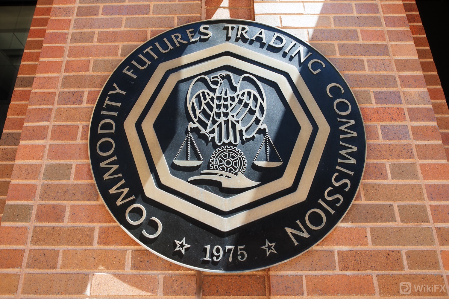 CFTC 起诉四名涉嫌比特币投资欺诈的人