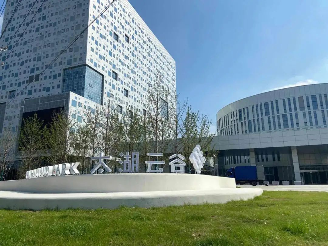 太湖云谷实景图