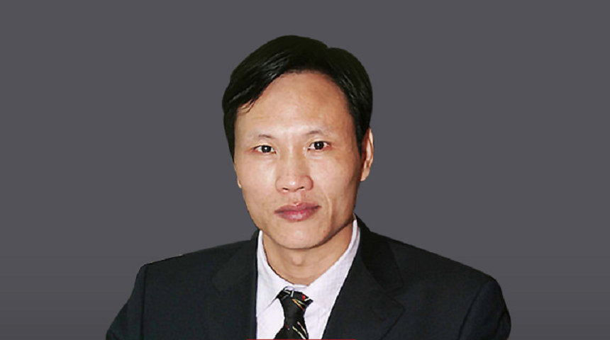 融信服务董事长兼执行董事 欧宗洪