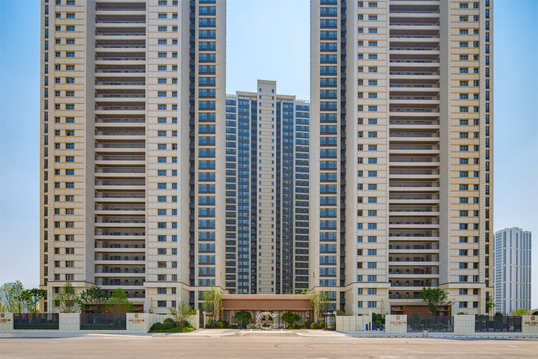 招商蛇口·公园大道实拍/乐居陈述峰