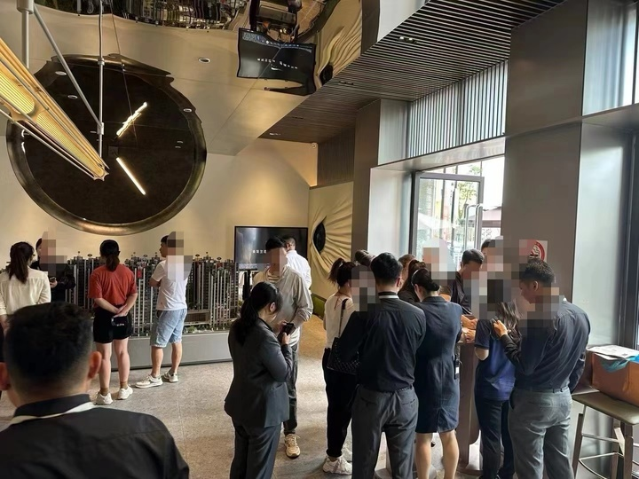 新政落地首周 “火爆”“激增”“抢购”频繁刷屏 上海楼市开启狂飙模式？_中金在线财经号