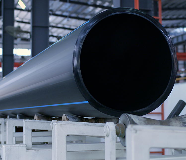 中国联塑管道主业彰显经营韧性，海外布局成长预期再提升