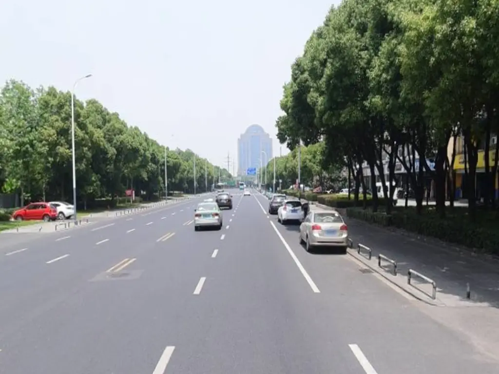 周边道路衡山路实景