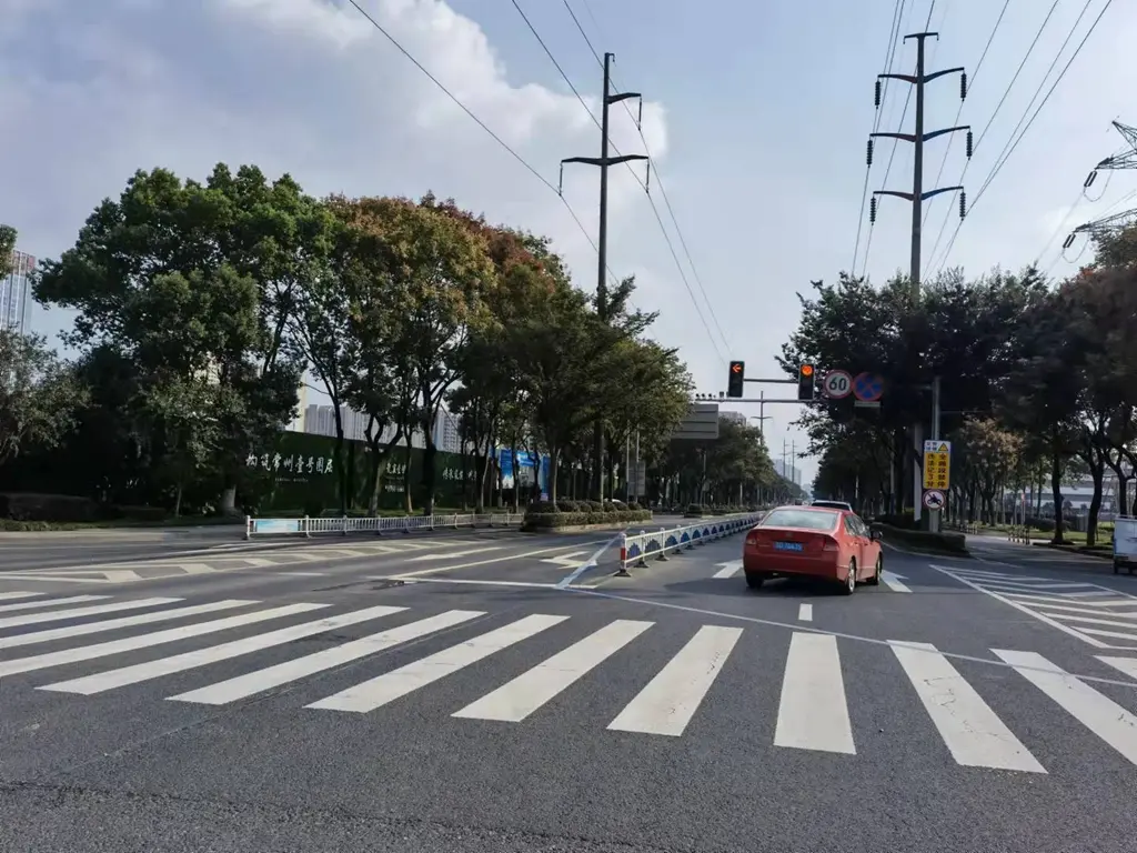 泰山路实景
