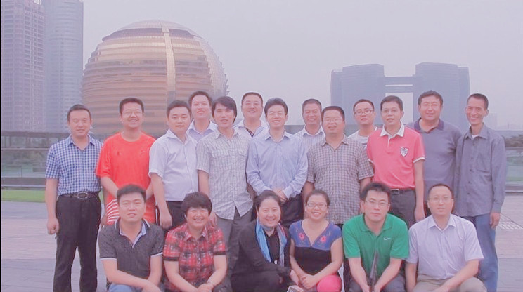 集体照9.4用.jpg