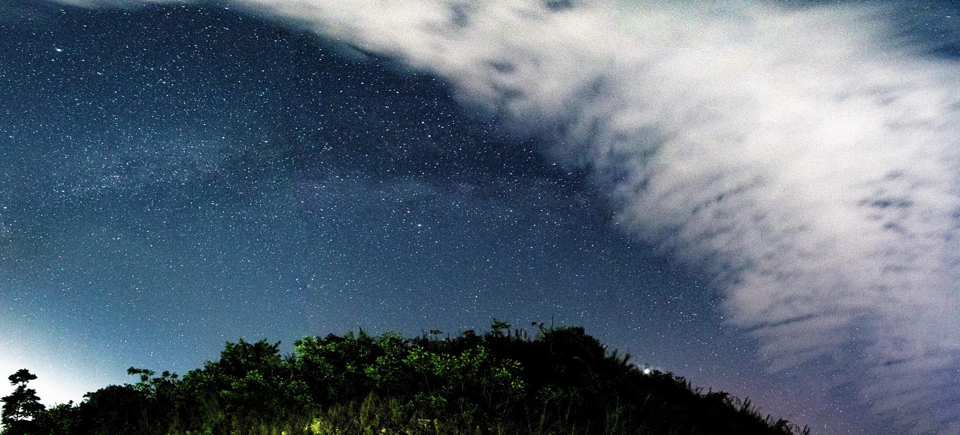 摄图网_501617988_banner_星空银河摄影图片（非企业商用）.jpg