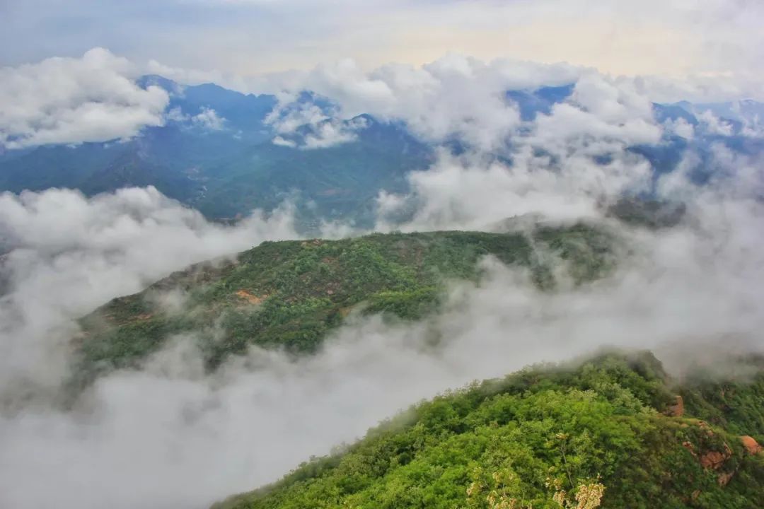 迪山云顶风景胜五岳四绝享天下