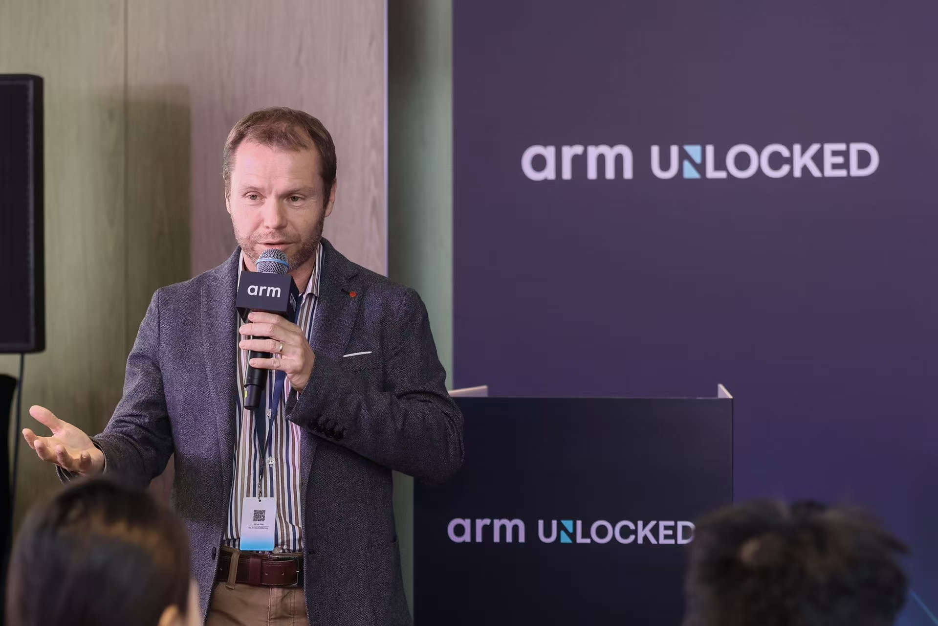 1762258068427268.png Arm物联网事业部硬件产品管理高级总监01.png