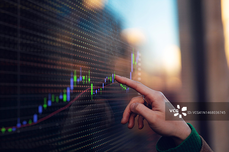 悬壶金翁：12.1黄金日内先空后多，把握好节奏