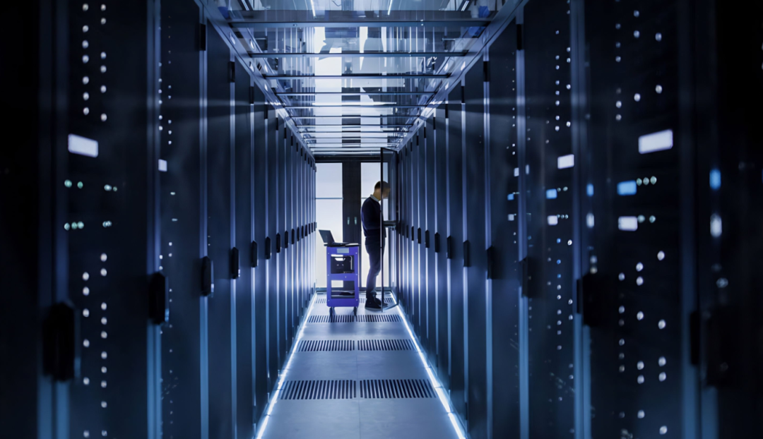 1765092984518962.png 浪潮信息202510.png