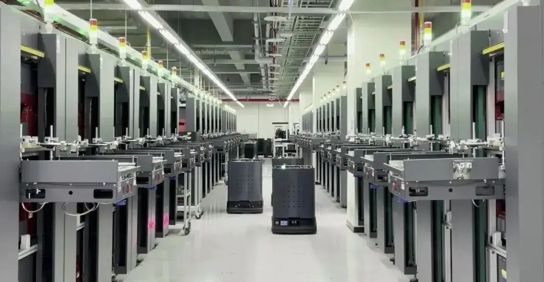 1773209623971390.png 工业富联20241118.png