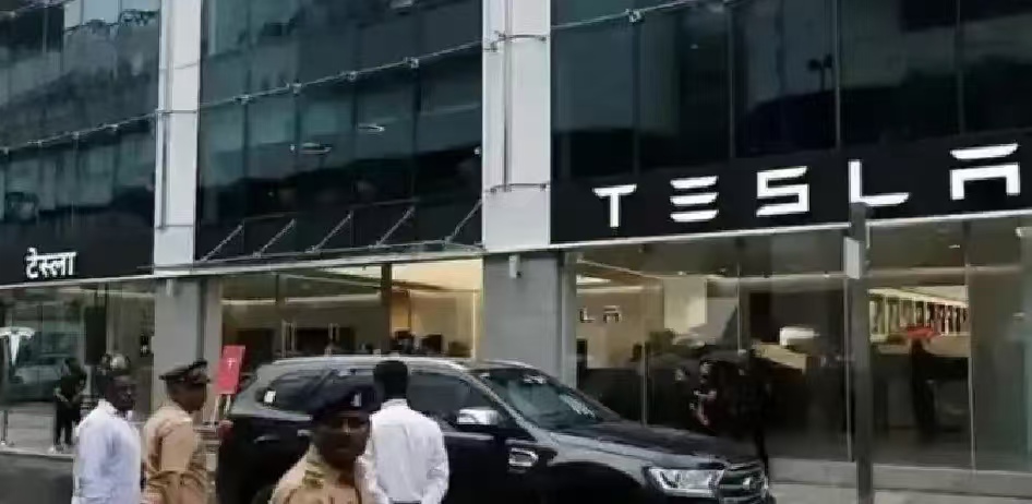 1779403379529217.jpg 特斯拉.jpg