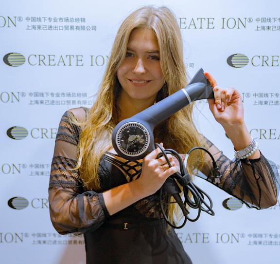 createion携宫村浩气举办精彩活动闪耀亚洲发型师节