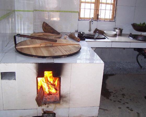 现代柴火灶厨房设计图片