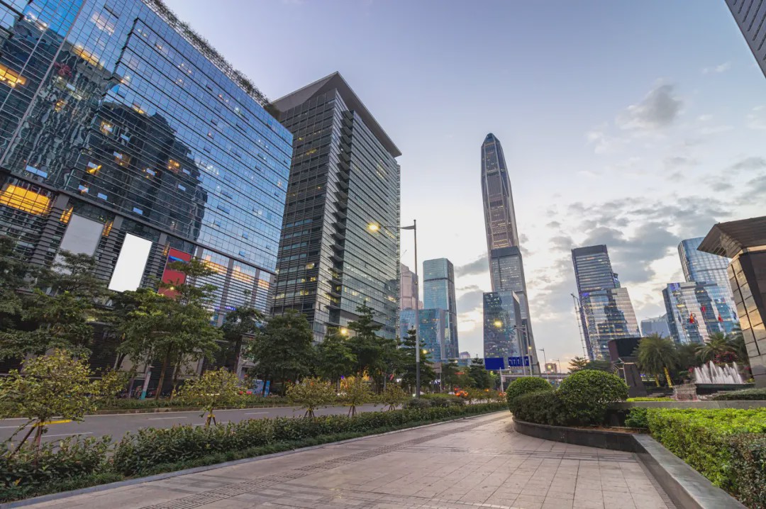 深圳真的无地自容了吗