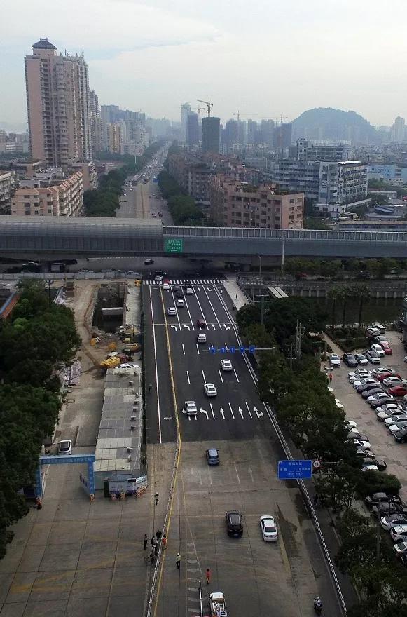 温州市区江滨西路灰桥浦桥南半幅车道通车