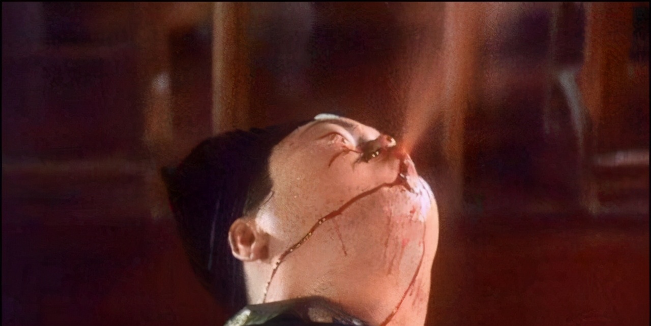 为了追求品质,雅迪的生产杀颈韧懈叱霾簧,而"货比三家"的消费者并