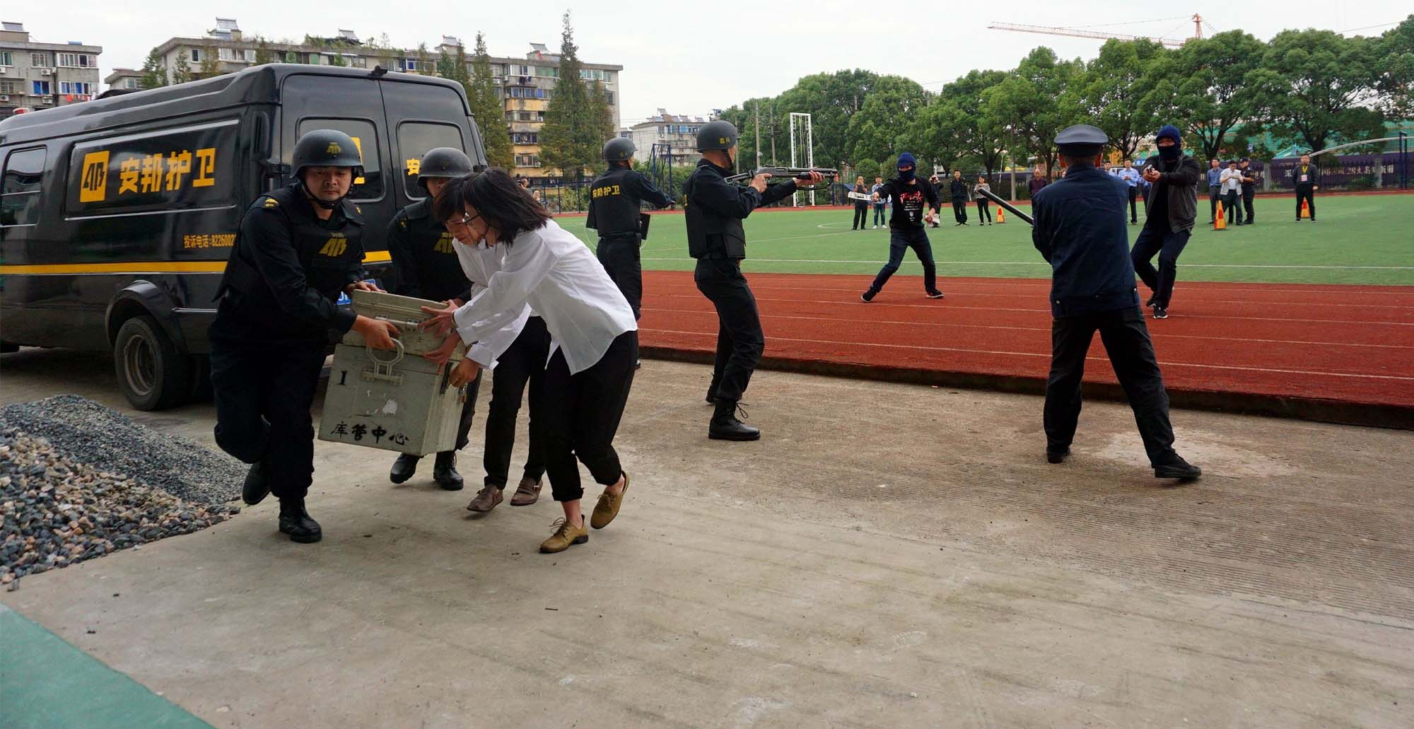 浙江“现代镖局”冲刺上市!实行集团化武装押运,年营收超18亿_中金在线财经号