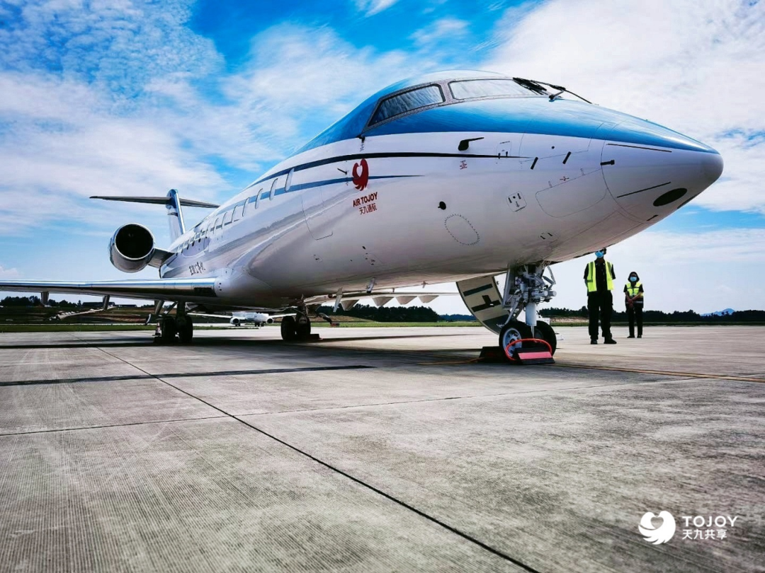 百万爱心献英雄重走苍溪红军渡天九共享偕企业家慰问革命老英