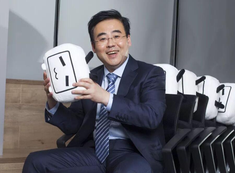 陈睿叔叔再被漫展恶搞,明日方舟玩家出手,水陈变成水陈叔叔