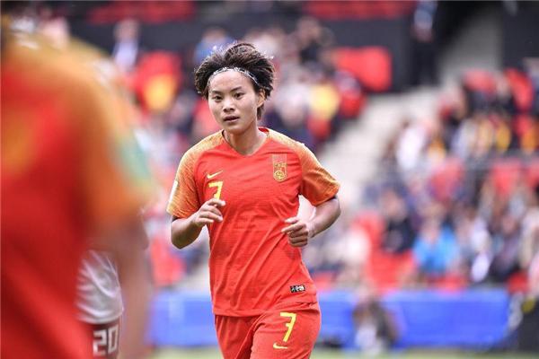 王霜:贾导待我们如父,请客观看待他和中国女足