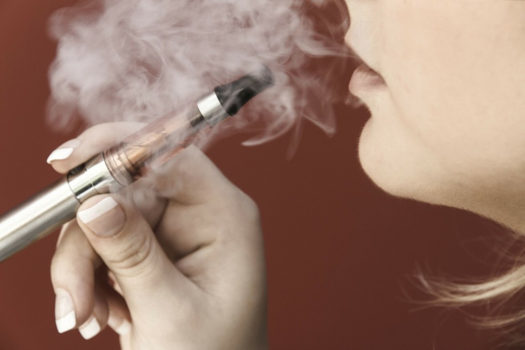 电子烟专柜商家为何见好就收