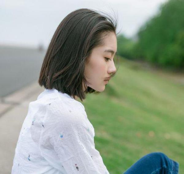 适合短发的女人五官上要具备这3个特点不然还是莫轻易尝试了