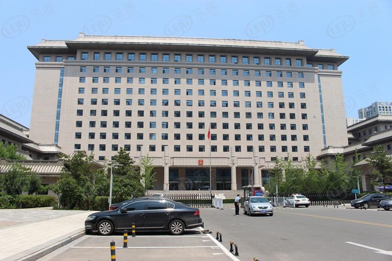 山西省人民检察院长风街——富力现代广场长风西街——丽华大厦长风街