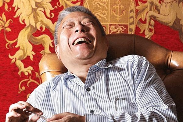 读书,但他的子女中已经有五人登上了台面,包括长女蔡绍云,长子蔡绍中