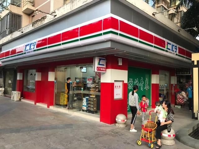 直营门店超300家业绩年均10增长汇宁便利店的生意经