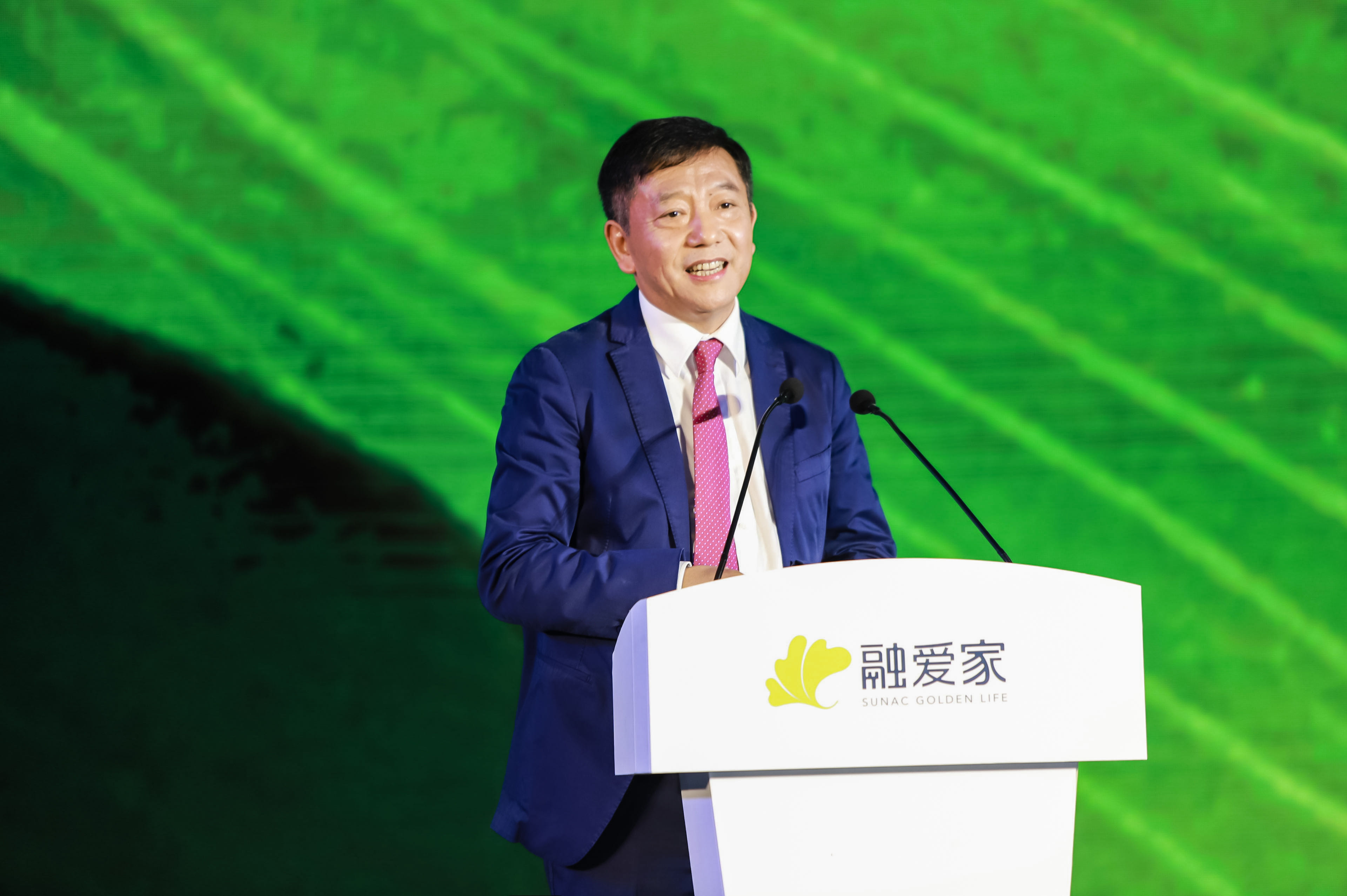 融创中国执行总裁兼北京区域集团总裁荆宏解读"融爱家"品牌