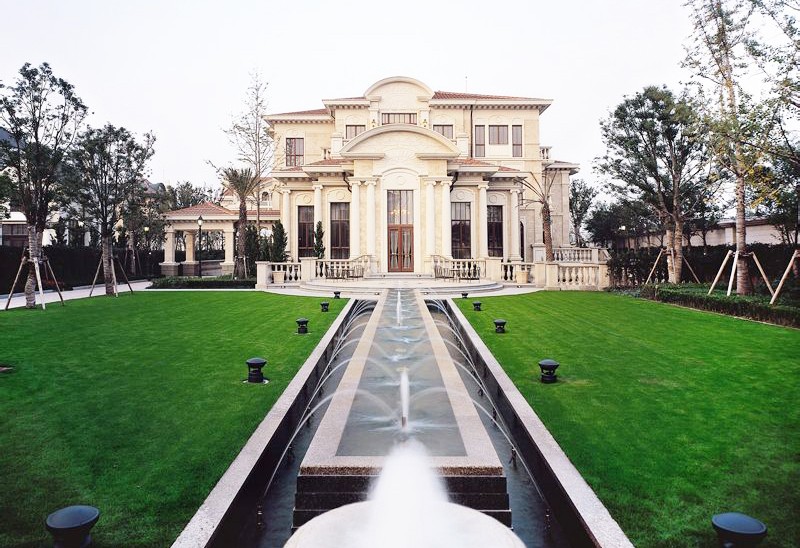 2019年度热文鹤岗白菜价卖房上海顶豪降价14亿