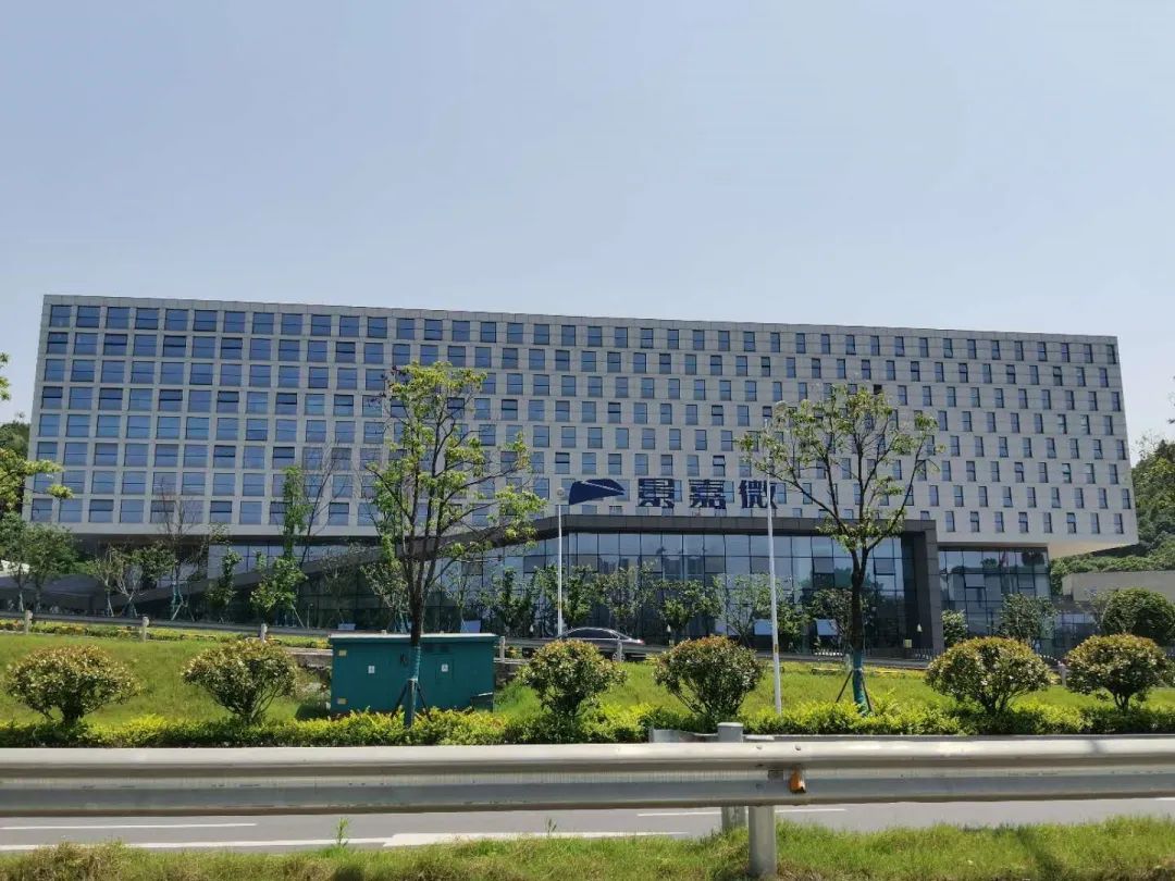 继续招兵买马搞研发新一代芯片有望放量景嘉微加大民用显卡领域推广