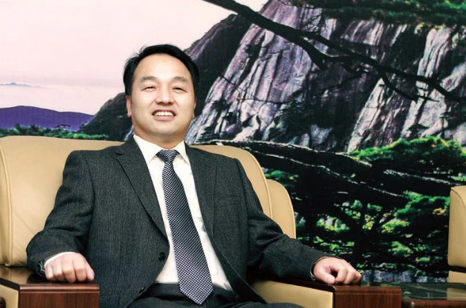 东旭投资集团董事长  陈东旭