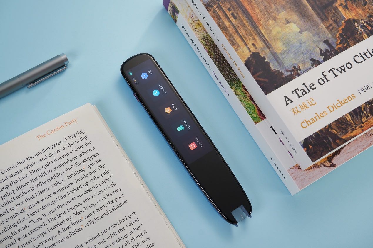 科大讯飞发布扫描词典笔可进行英语生词的查阅和学习