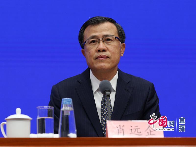 银保监会首席风险官肖远企对影子银行时刻保持警惕