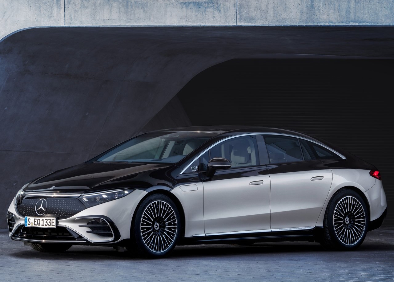 奔驰首款大型豪华纯电轿车eqs正式全球首发