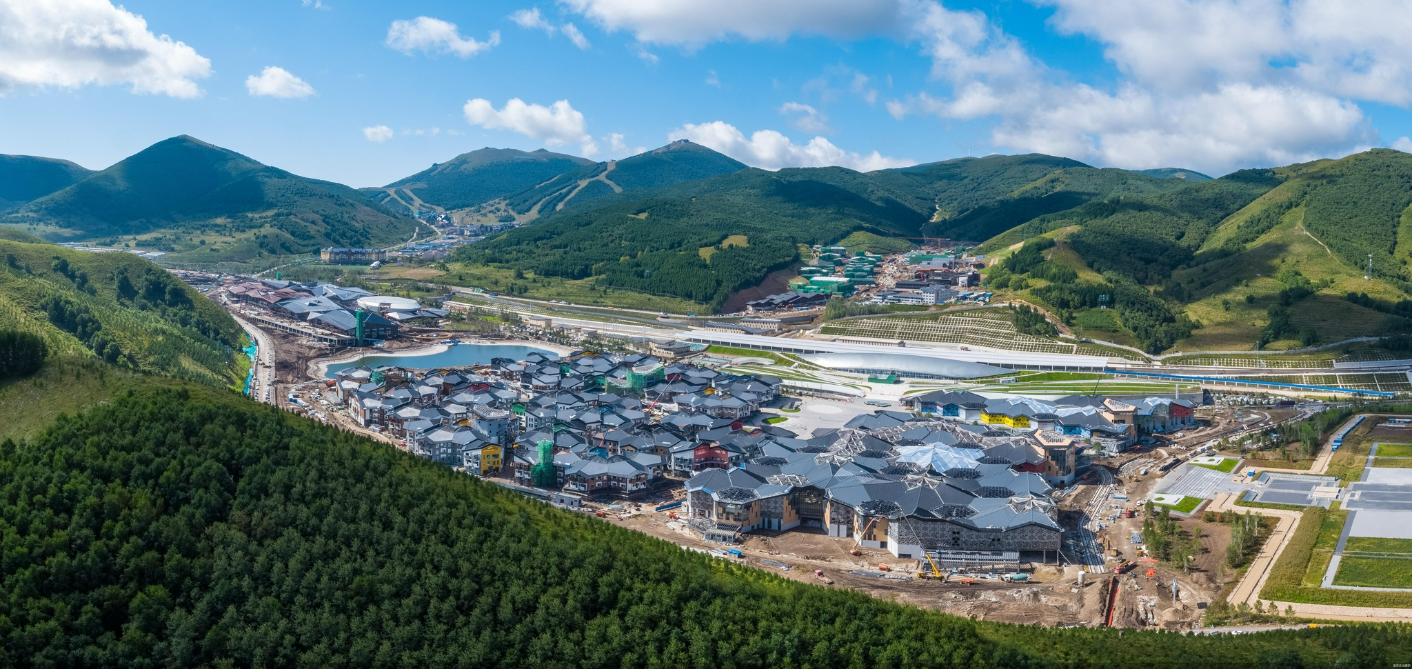 年底进入试营业太子城小镇看上四季消费