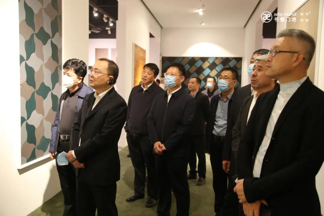 常委,副总经理陈昱为代表,成员包含神州北极木业公司党委书记张东彪