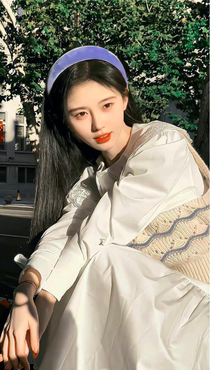 鞠婧祎起诉商家侵犯肖像权