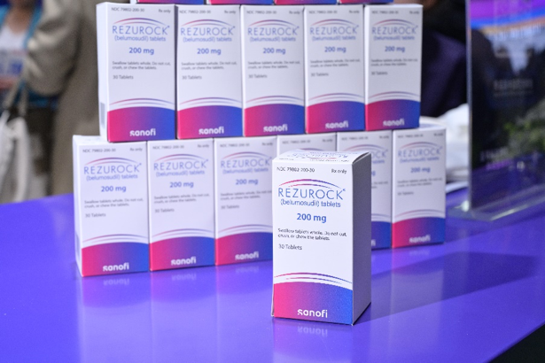 进博首发填补移植慢阻肺病等领域治疗空白赛诺菲多款突破性产品首秀进